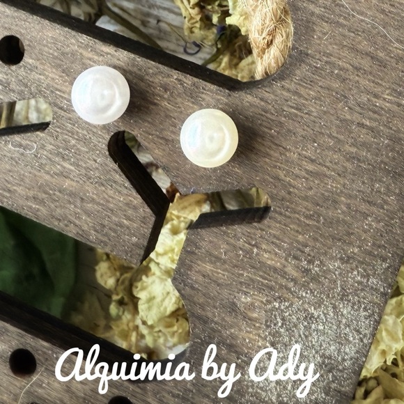 6mm Alquimia Pearl Earrings - Picture 1 of 1